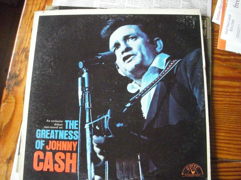 Illustration for article titled OPPO Vinyl Club: CASH ONLY